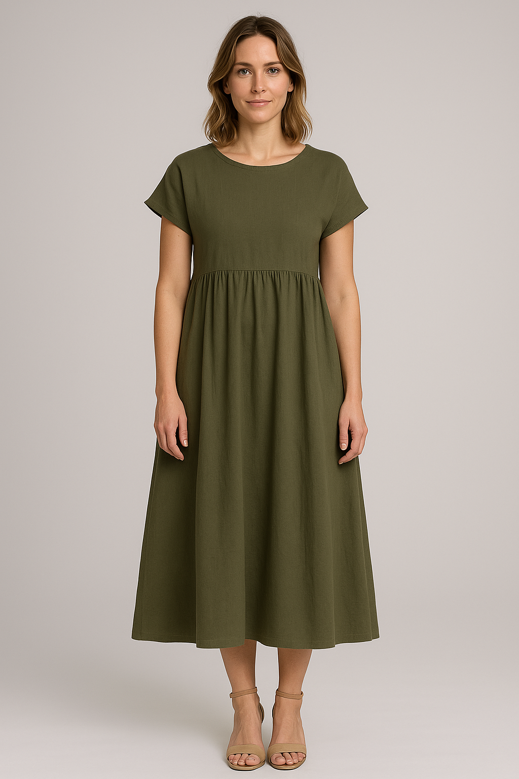 Abito midi verde da donna con maniche corte